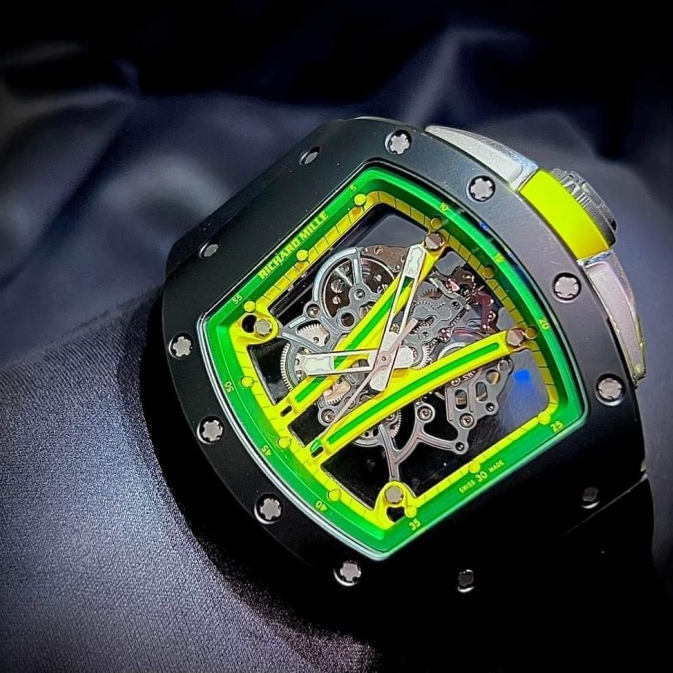 richard_mille_rm6101_yohan_bla_1700896985_0f1a78c6_progressive